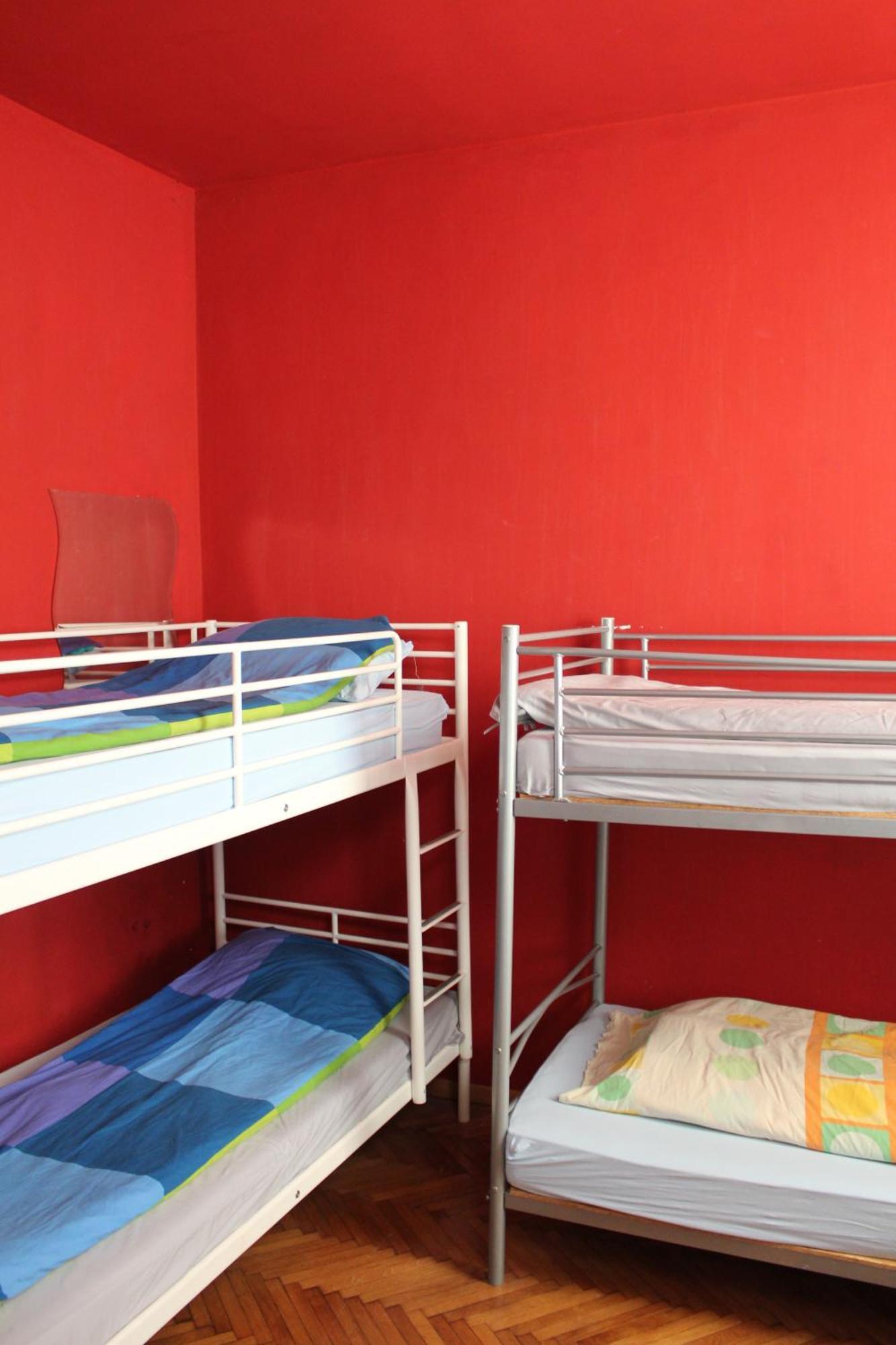Fun House Hostel Bukarest Kültér fotó